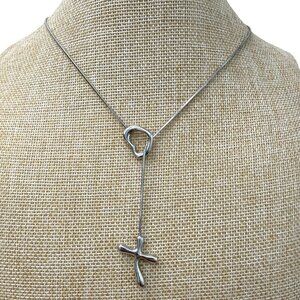 Silver Lariat Necklace With Abstract Cross Pendant Toggle